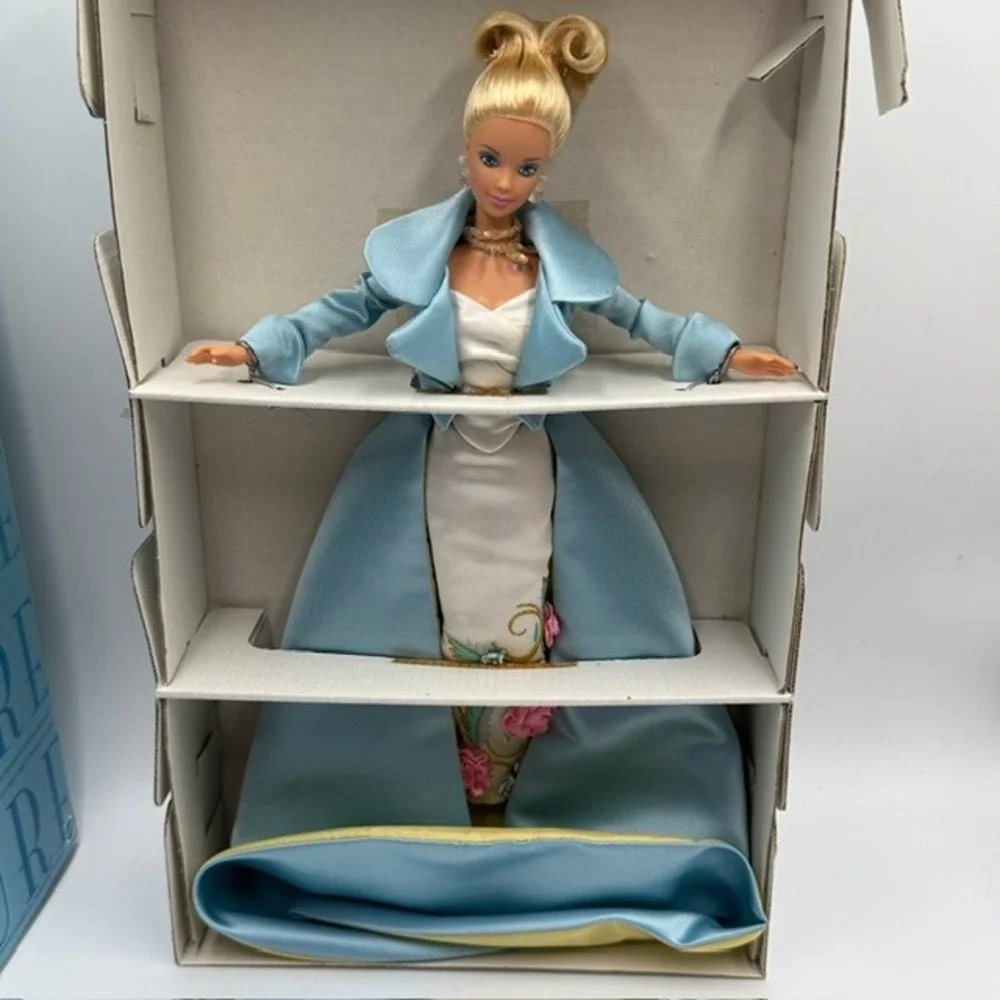 Mattel Serenade in Satin Barbie Couture Collection Limited Edition 1997 17557